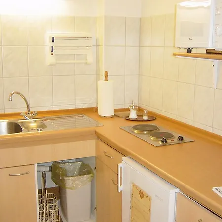 Rose Inklusive Fruehstueck & Saunanutzung 3*